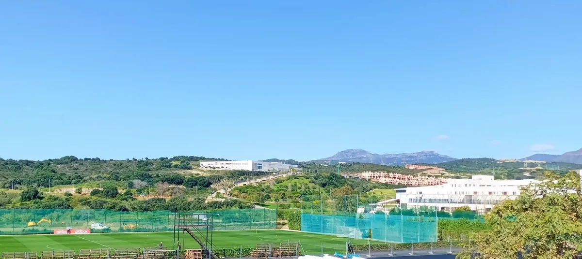 d318056c-bebe-47d9-aca0-9b98fdeec97c