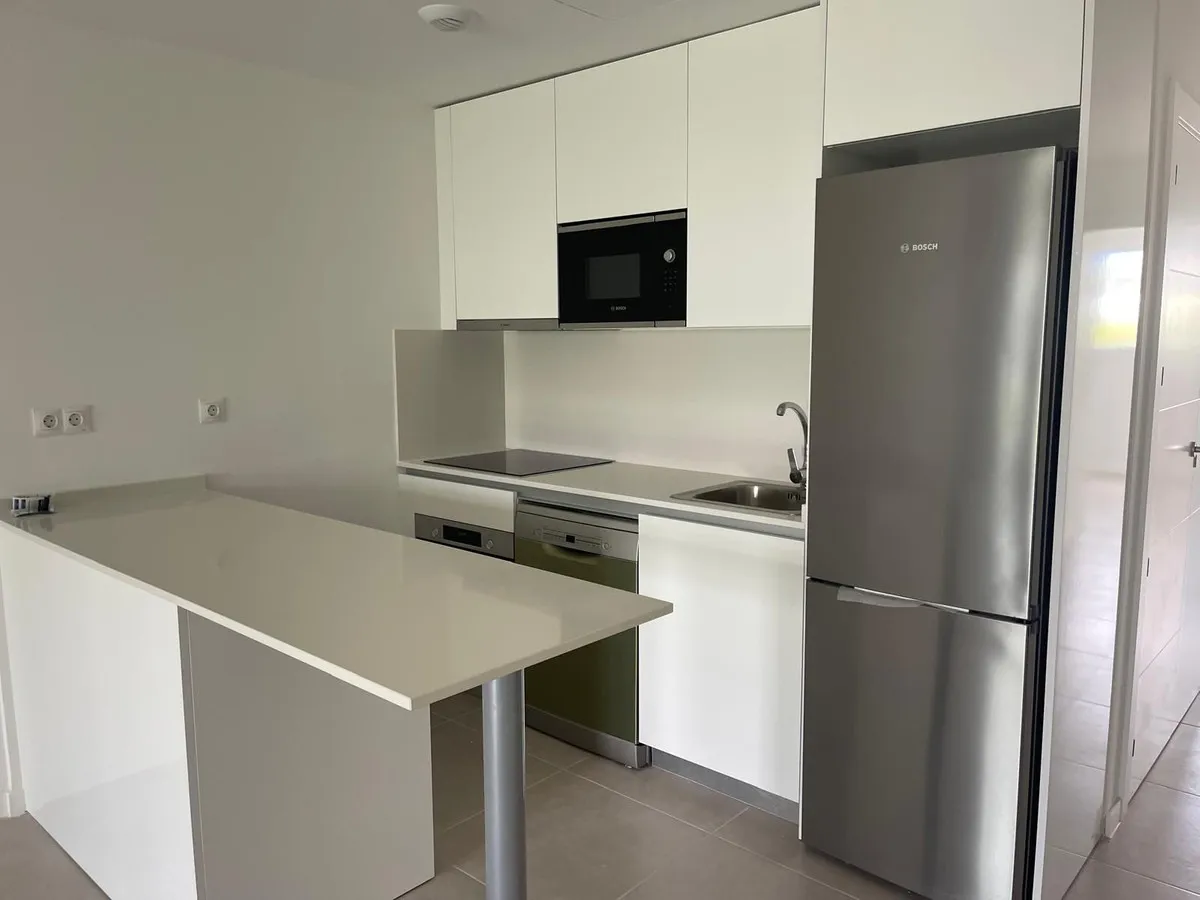 e5658dd5-5a57-4bb8-a315-70bdc73a4706