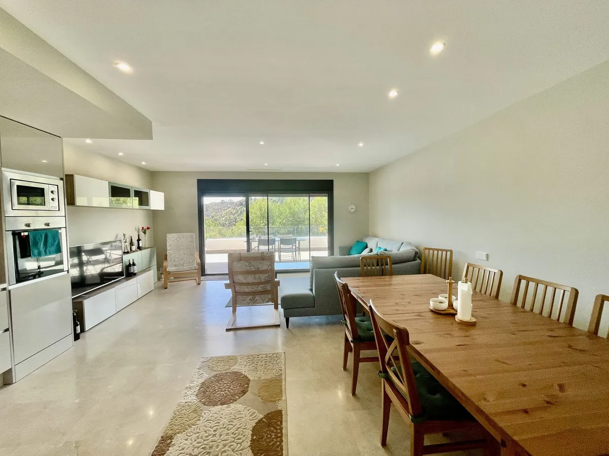 3fa57db8-bfaf-43b5-b7ee-6757168f3bb5