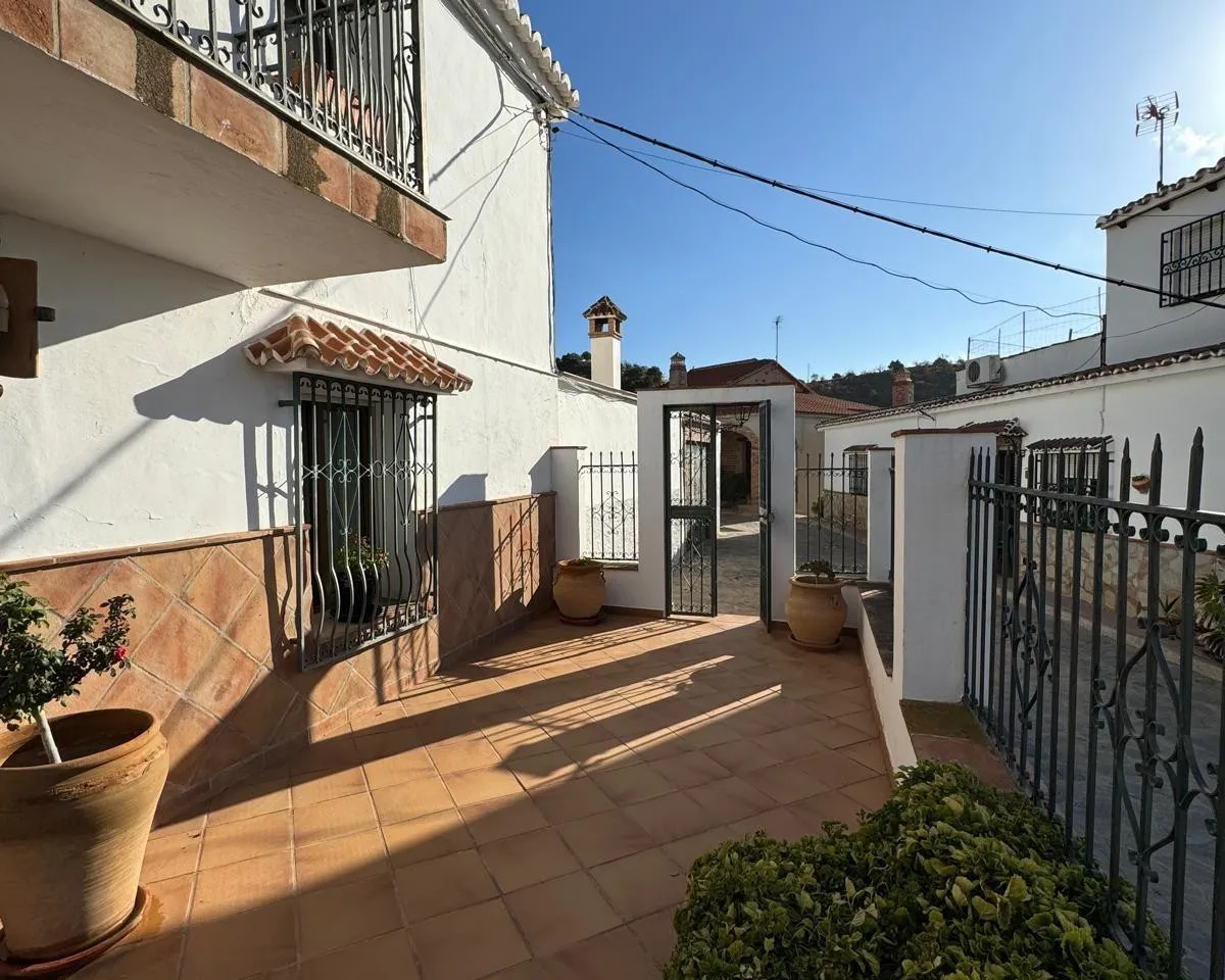 32321634-154b-4a5b-89b9-63cda056155e