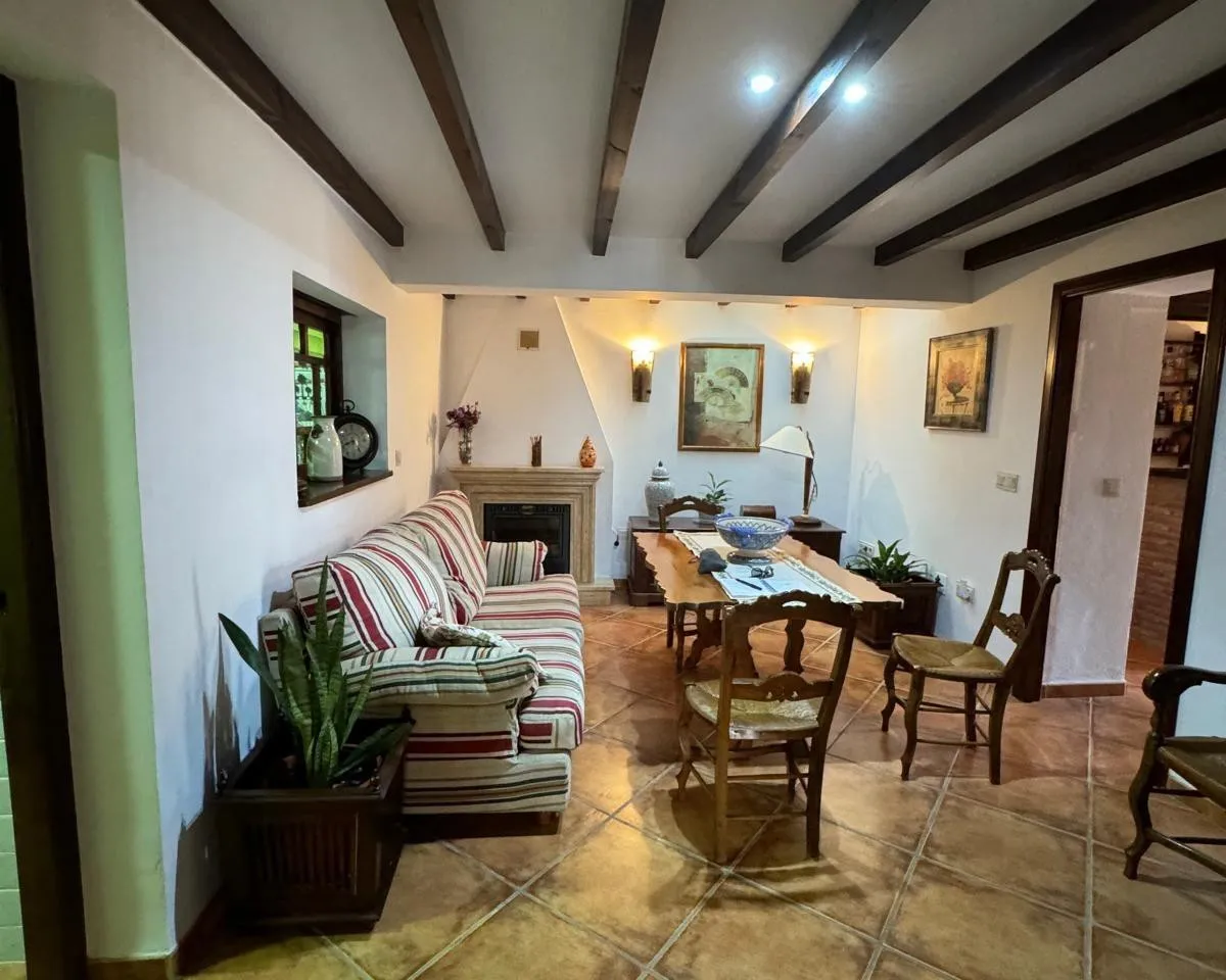 5135df37-93f4-4fe0-b562-f091096e38df