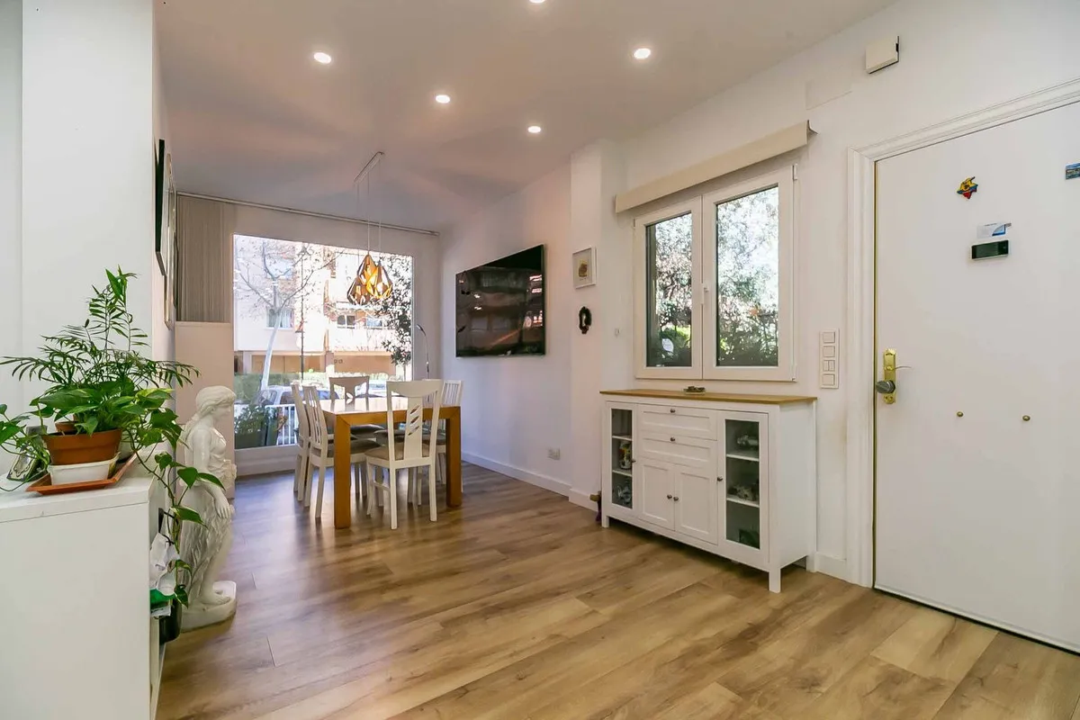 0ecc54f3-ccd6-484e-960f-fef46bfecaab