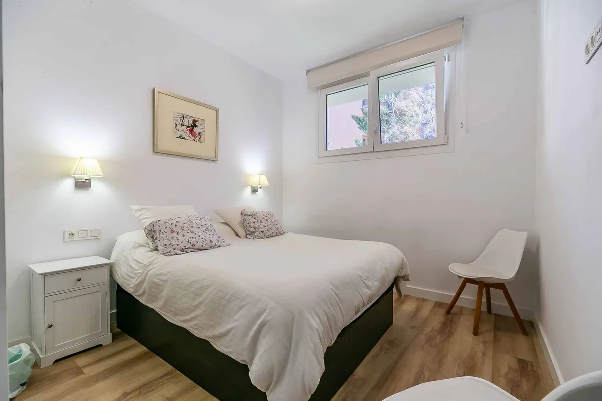 4ccf82fc-7fca-46b4-ab8e-6fe78d13e1a5