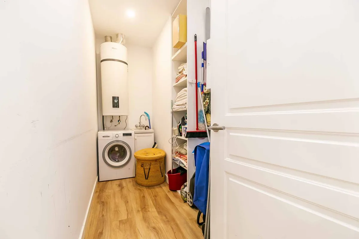 ecc1f147-7ddb-48ed-ae4f-fdcaa50e6d4d