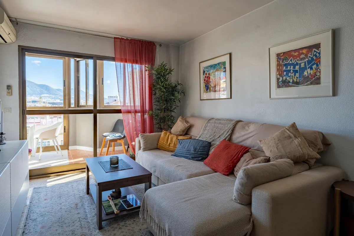 dc23bf32-a777-4195-961b-4daa38cf5de7