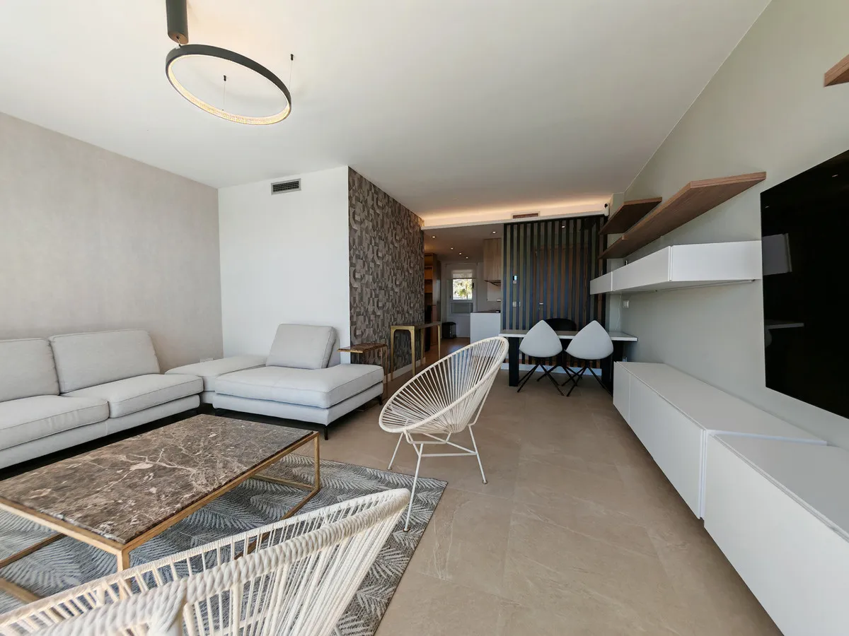 ab89bc3b-7800-42a5-b807-8789c3822ccb