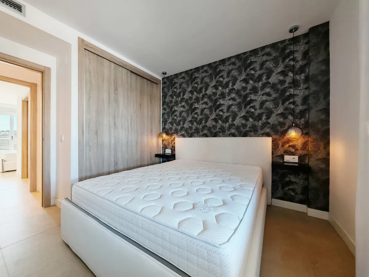 b2fd00c0-80a8-4bcd-bcfa-e963100c5017