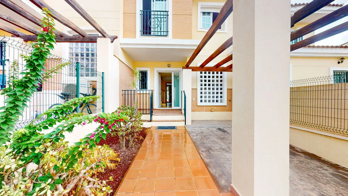 3d6dfae8-9673-46e5-9fc2-f3e07022f2b9