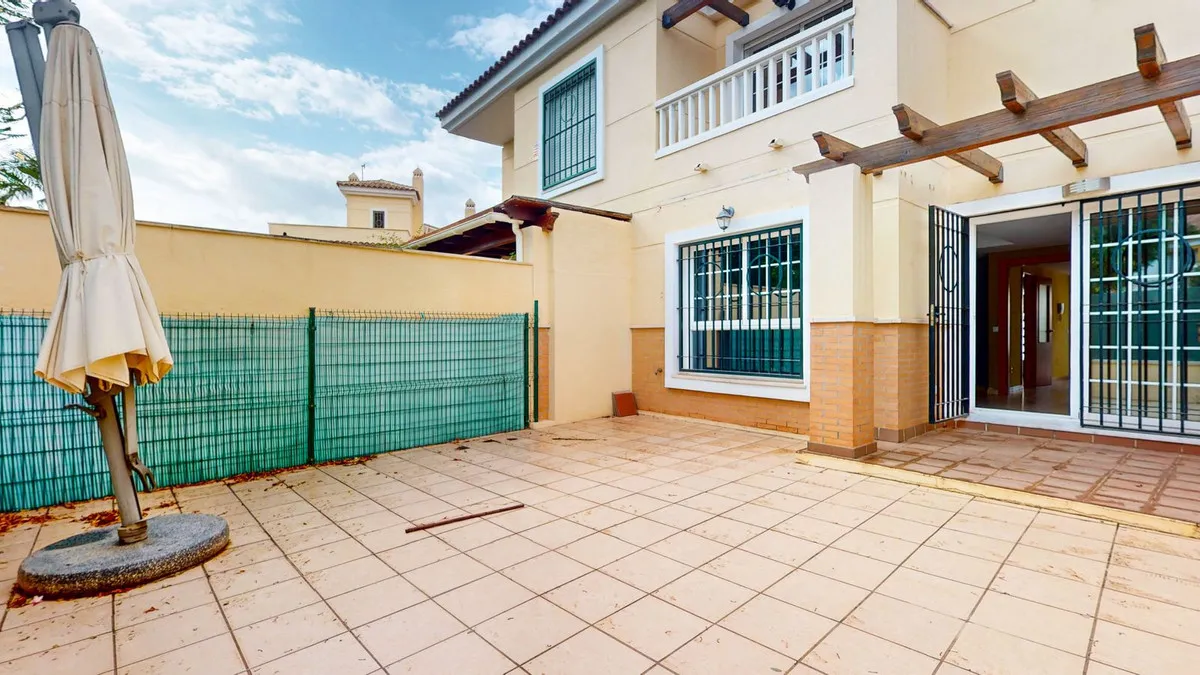 820b874a-3c76-4522-9146-94dd01b01064