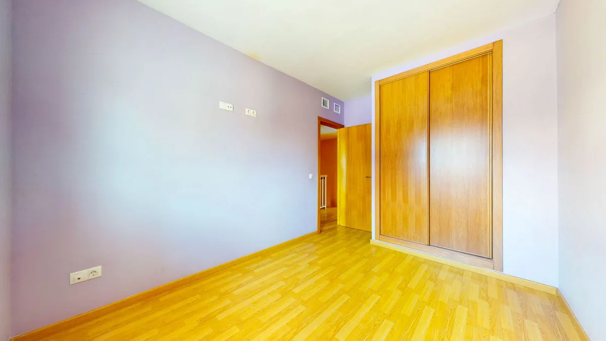 9d0e0495-633d-4c29-a25d-9eb986c17ab9