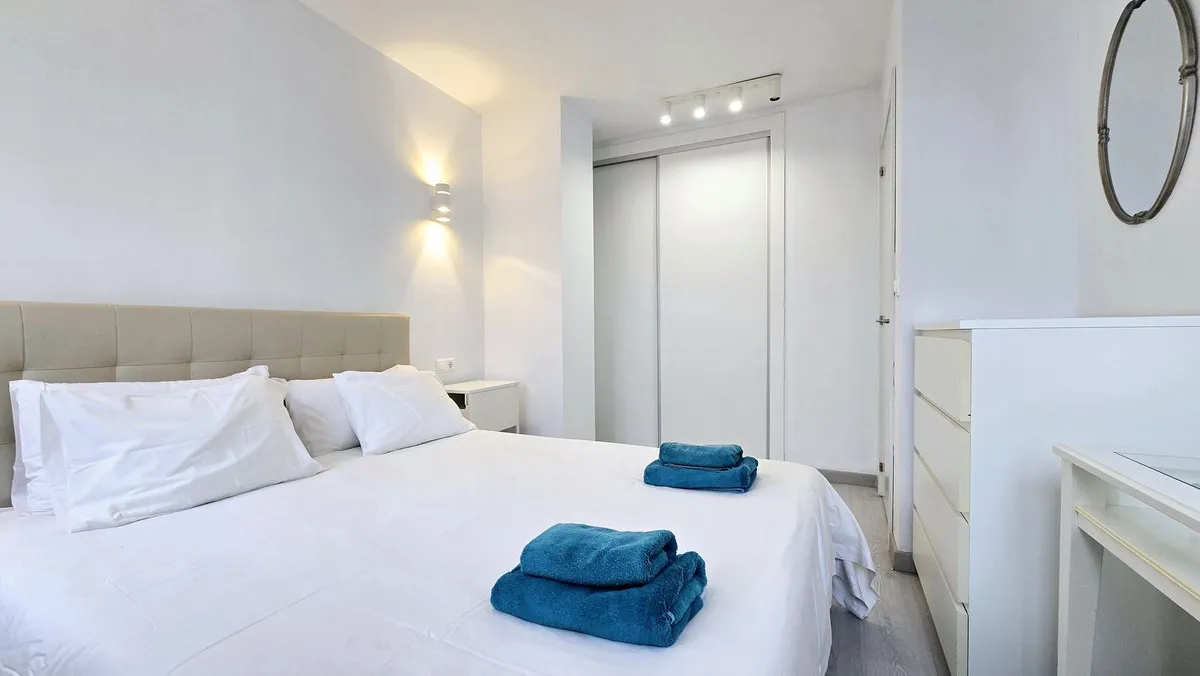 6c1f0559-aa45-4a63-a169-82fc7da909e8