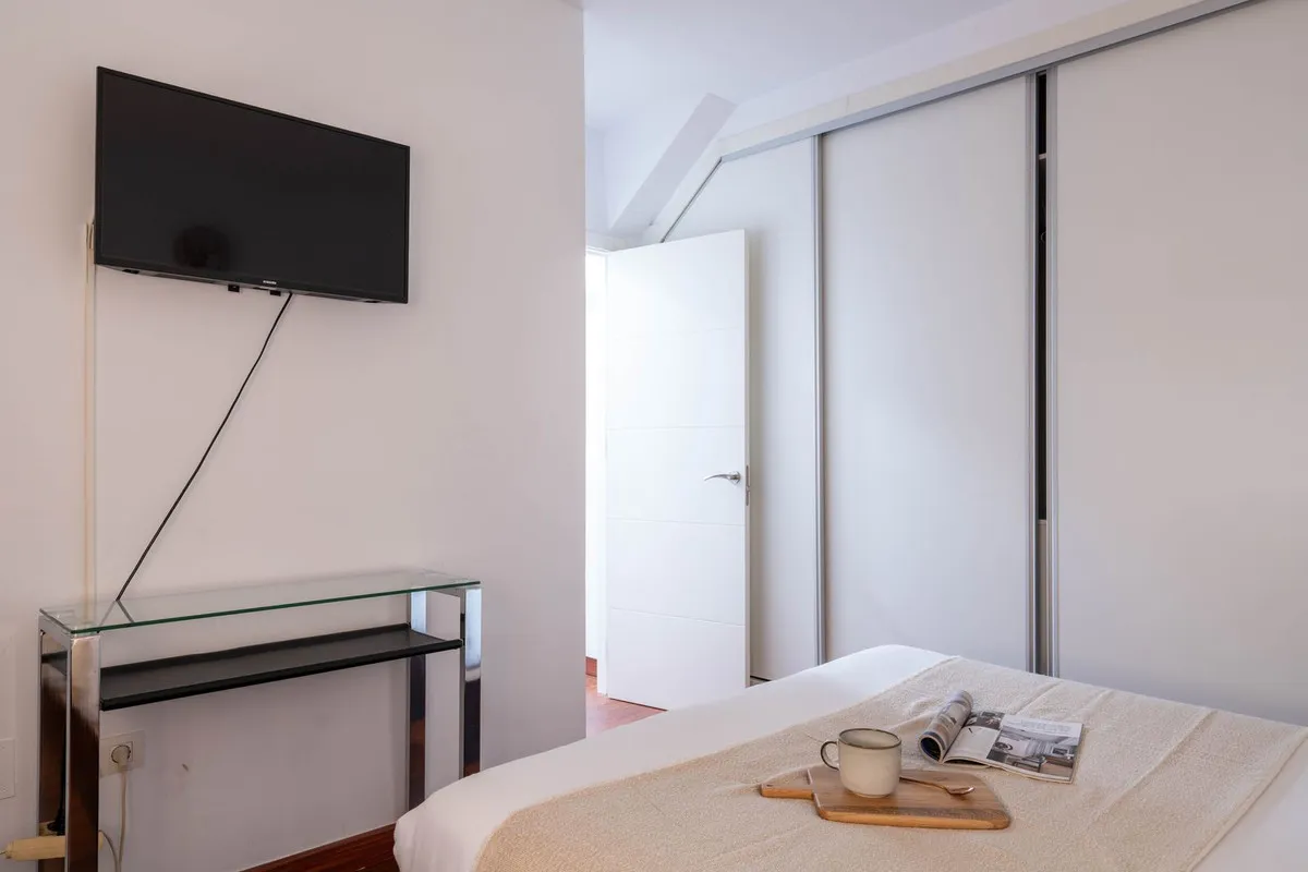 3c5cfe95-c670-448b-ab87-d2f6980df875