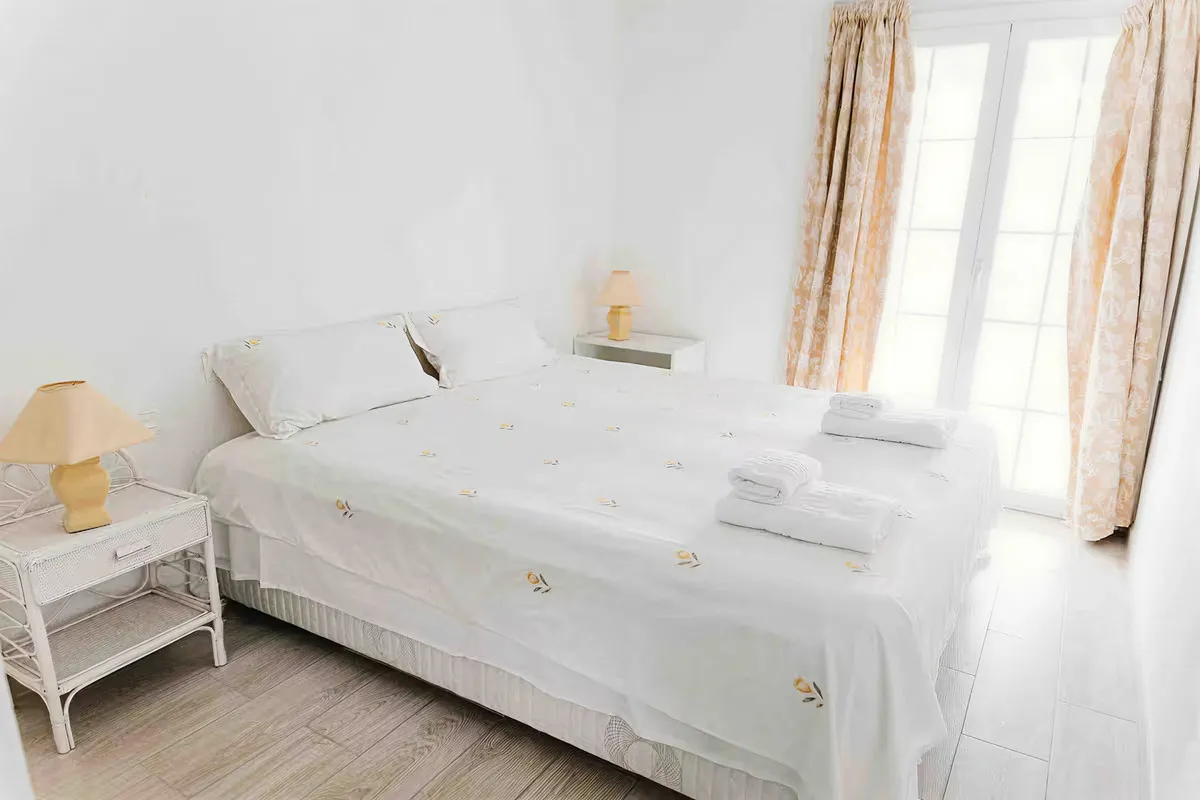 22bdd18a-ab3f-4d1a-be3c-d780580e1425