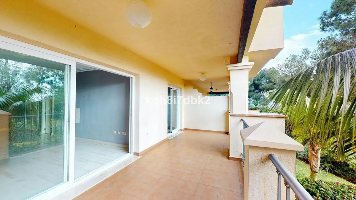 0b8bd499-ad9a-4ce2-8d5b-189d96b29fce