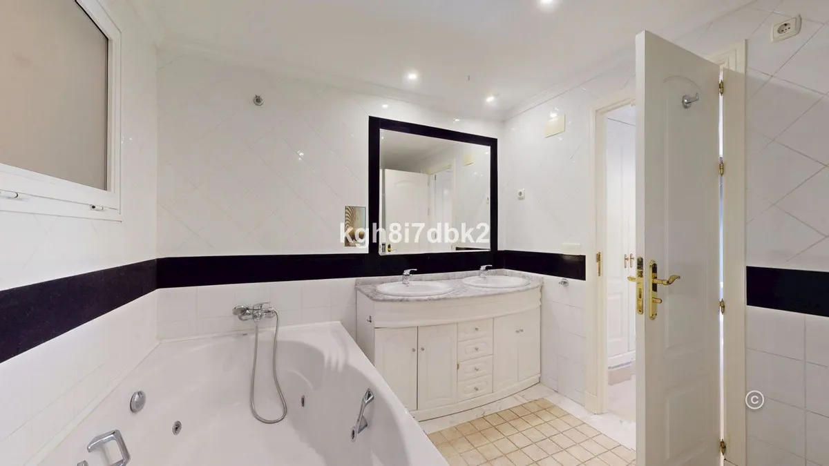 55210ade-0906-49d3-a80d-edc3848ec066