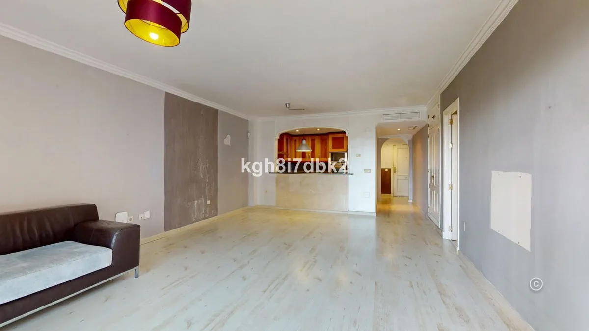 5e6bd6c5-b5f2-4cb1-86ab-d8f497f70d91