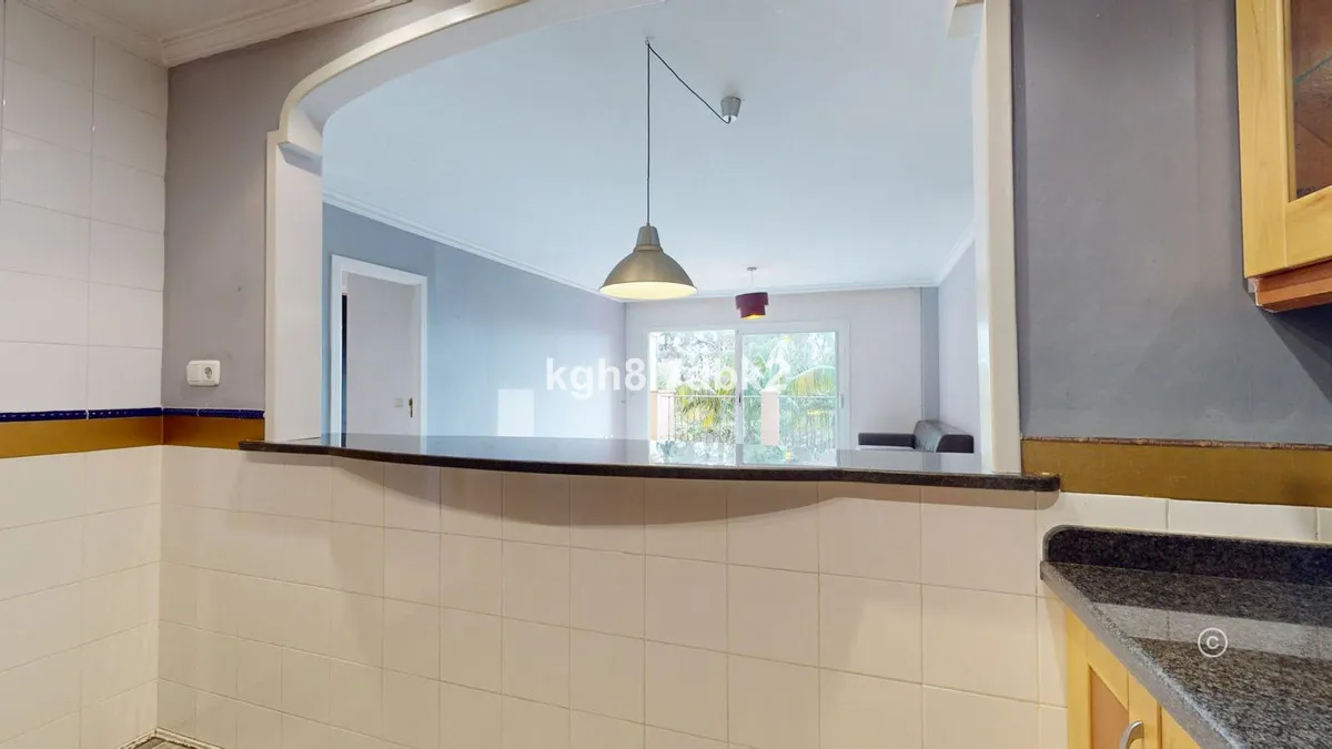 a49cb99f-fd28-476e-acbc-af94092f9393