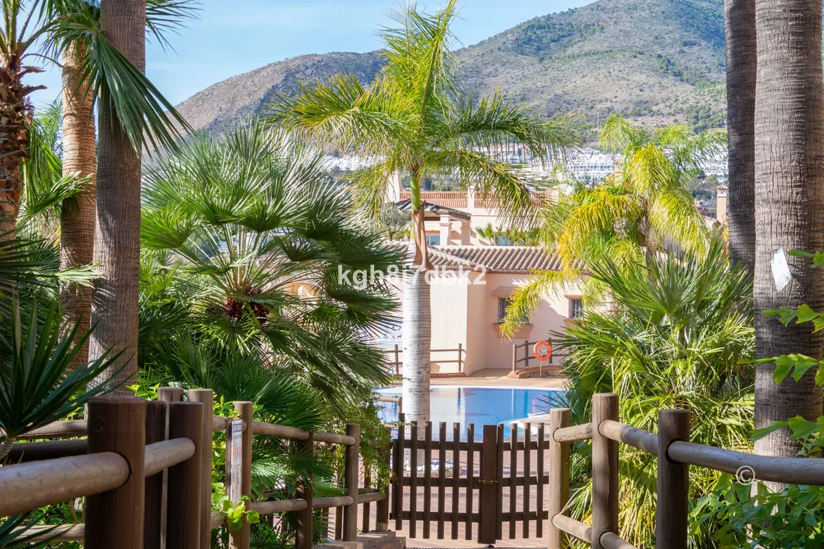 b6094481-16b4-44f8-b9bc-dc12f203c872