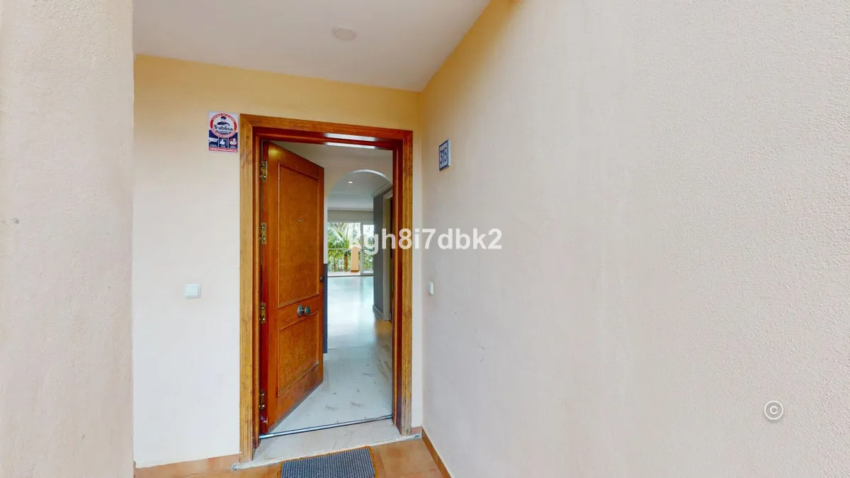 f96c8a2b-6d38-4fbf-b2e4-0f0b75c36f92