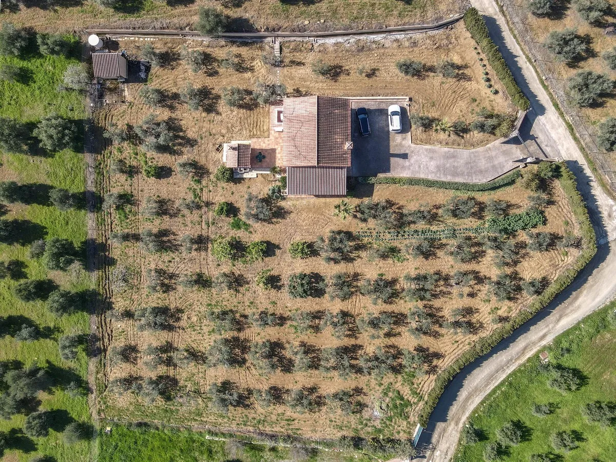 4174f1ee-d916-4878-9805-e844f07613fb