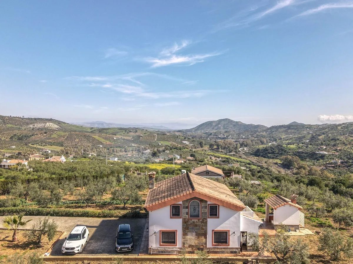 5bcdf083-b830-41a3-ad55-cd0a27ee6411