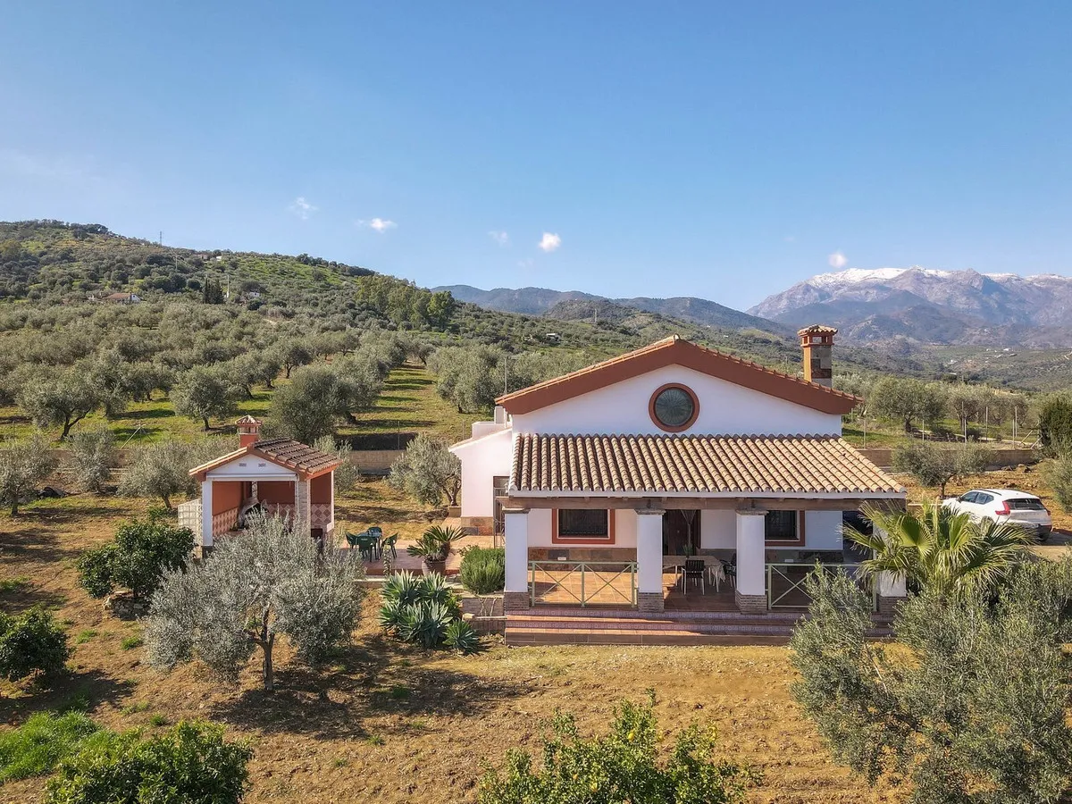 baa7e421-34f4-4528-bc63-a87c19f8756c