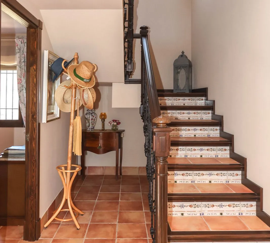 e2f97a37-5793-4185-bd80-b640a8675a7d