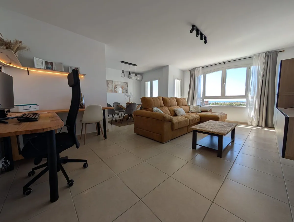 3aa7ec73-f9b0-4170-9a61-f3a3759826a0