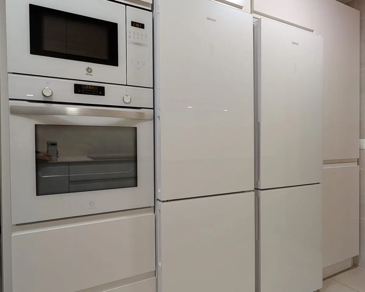 42fc373e-58b9-4b70-a792-d84ffc1cc679