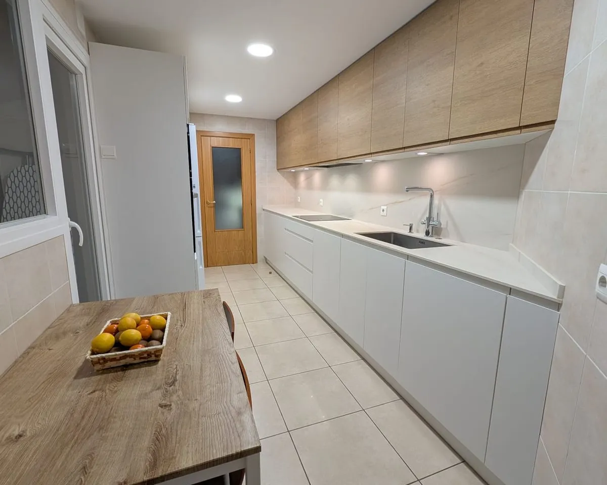 ea695b44-0dc6-4890-ac03-759cf456a38d