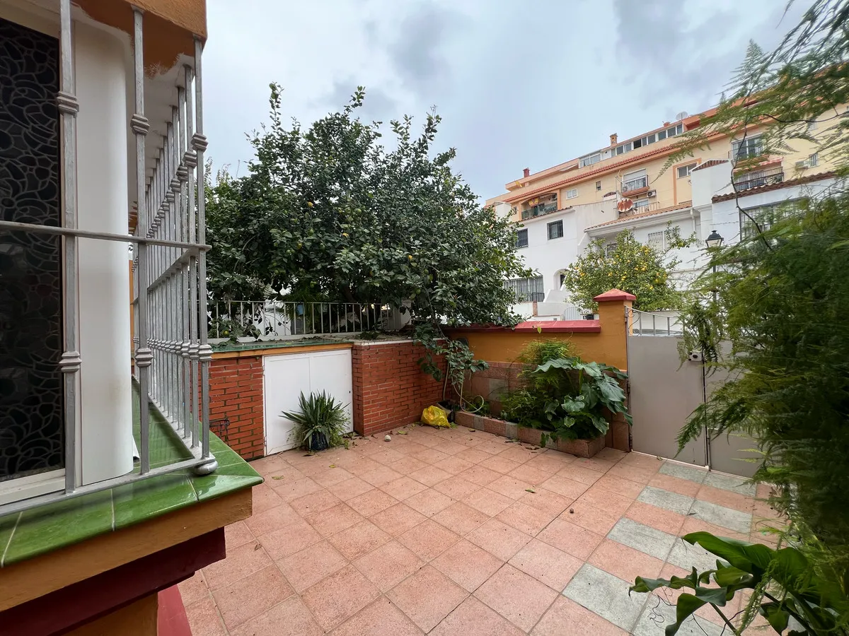 ce665c0b-fda5-46e5-a472-26719137dee1