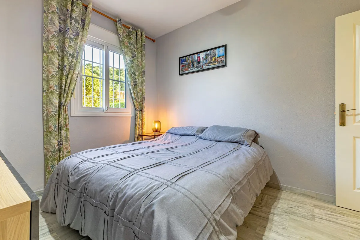 ad80ce53-3ad7-4182-890f-dd23a0e183e9