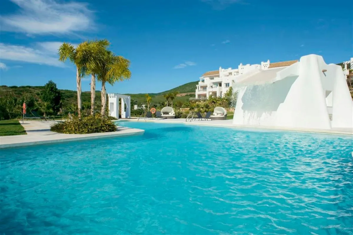 5e5a18f7-801e-4447-8256-f9560a3ba741