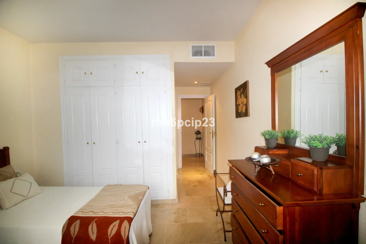 04aaf1cd-1459-4def-84e7-1f6aaca9bddf