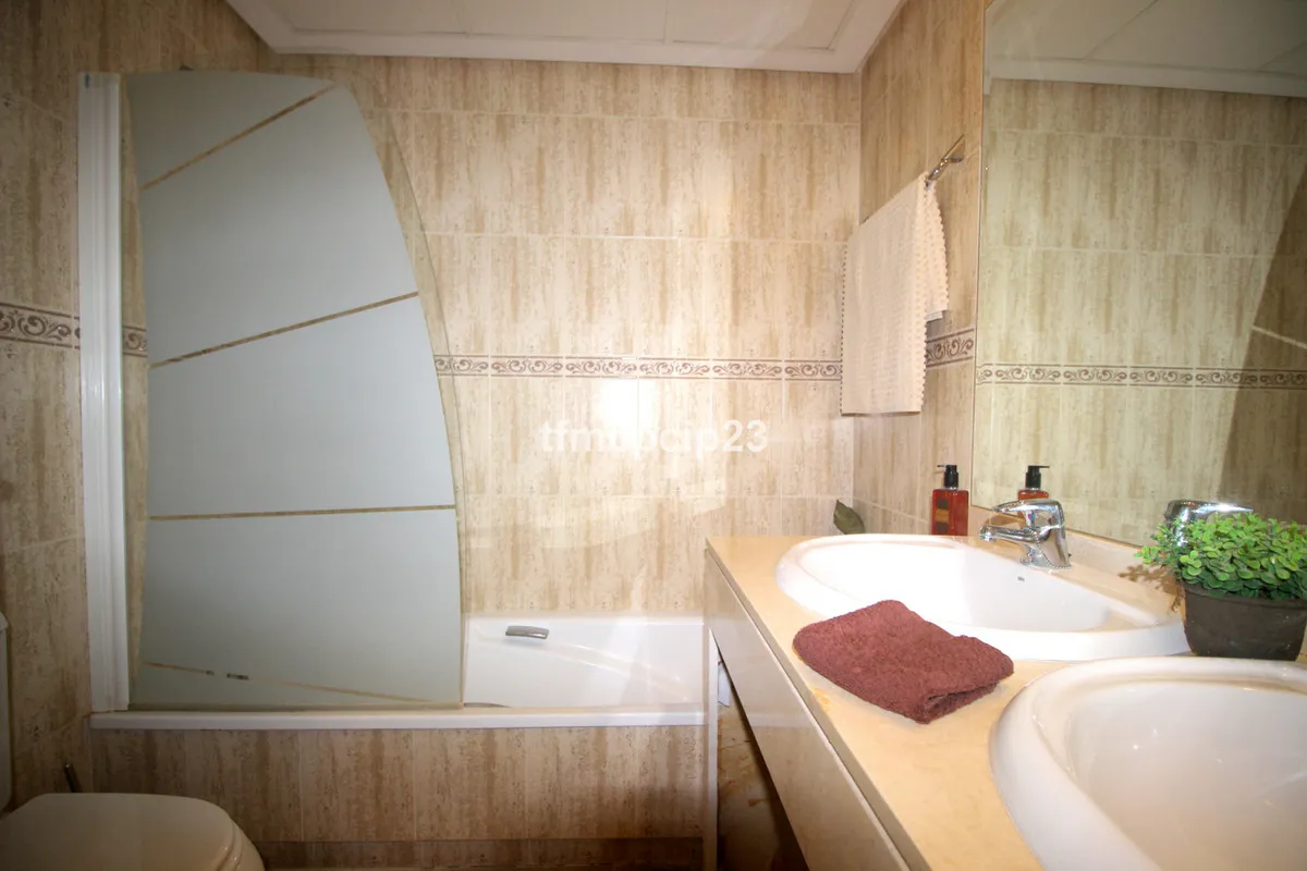 29e0a006-91ae-427a-a008-052482b35d3e