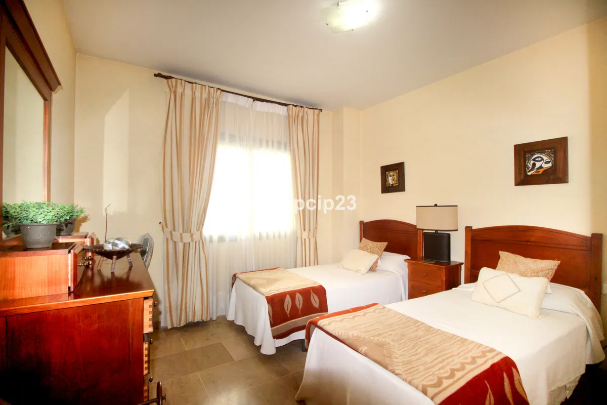 b7b42cd8-6e38-4179-96b9-19c5d1ca18ef