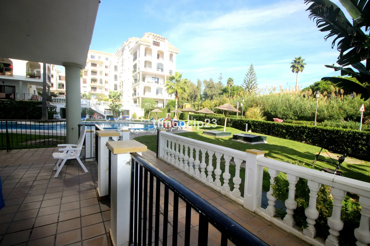 e32c0dad-f943-476c-b084-1813ce6d529e