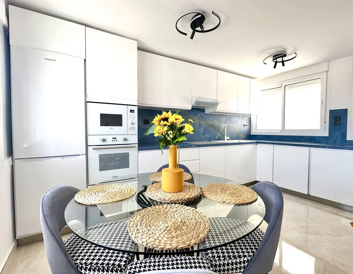 0c5a6574-cfd1-4f41-a7f3-b4c22dcbff36