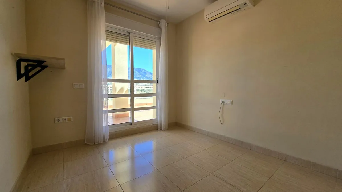 56702f3a-ce59-493c-8285-5cc026f109f6