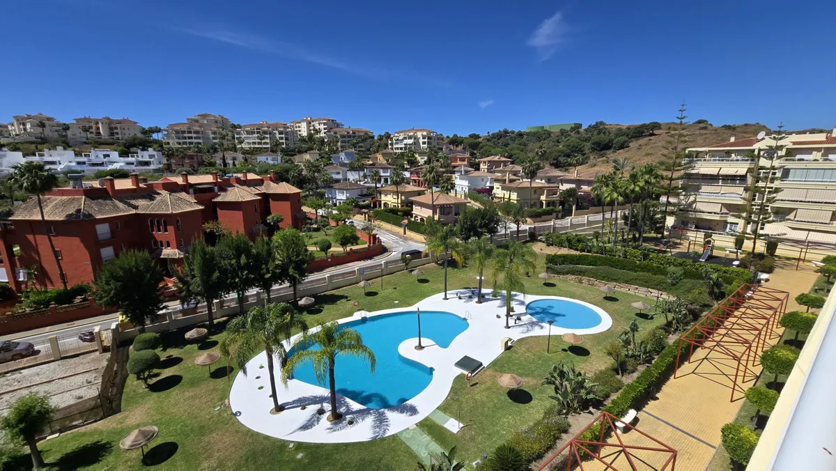 68b61ae4-6eb5-45a2-b9de-7edc52253dd1