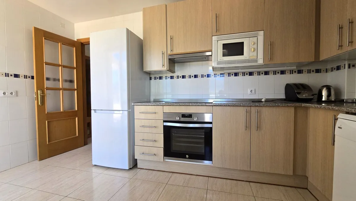 c770132f-31b9-499f-bddb-73dd0dc75db3