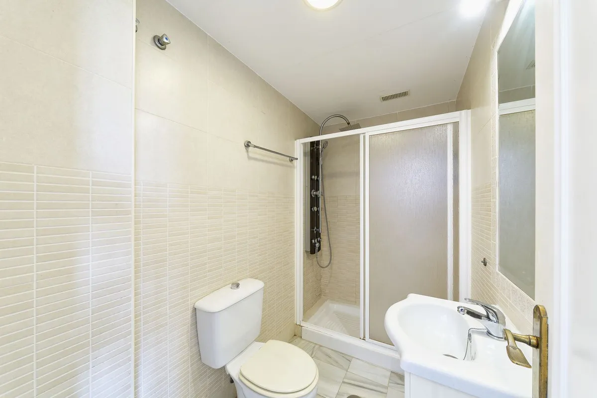 c9759abd-9ada-4ca9-8ce3-0315a3b123b6