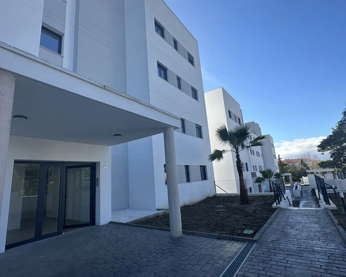 7e5af272-212e-4cf8-980d-0518fabdd70c