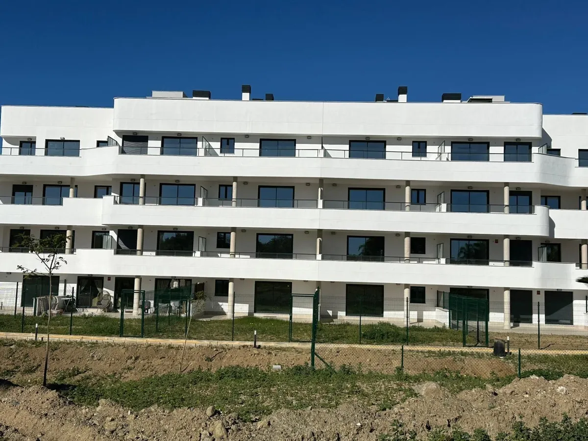 de437829-2e17-44b3-8af2-89e0cf96bc1d