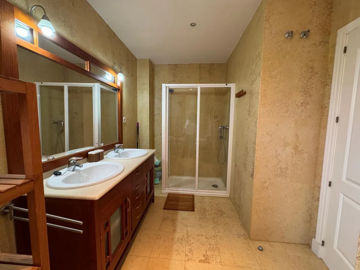 4c5fddf1-fc0e-439b-8190-19853f26b134