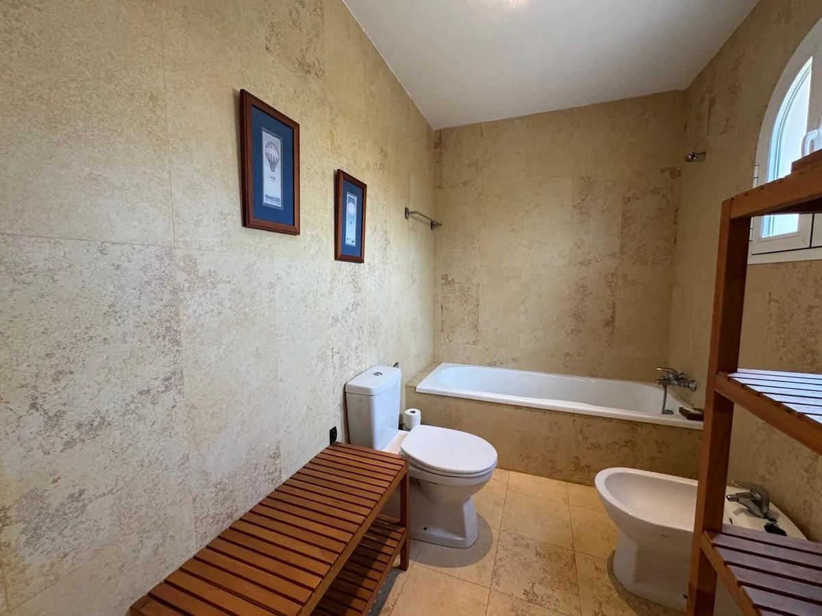 71597fb9-3ed1-4090-8f7b-6b6e5a2a0b40