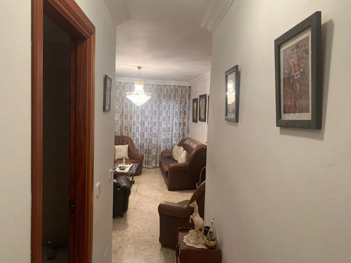 86c5723d-e9fa-46c4-9707-6031fae99d64