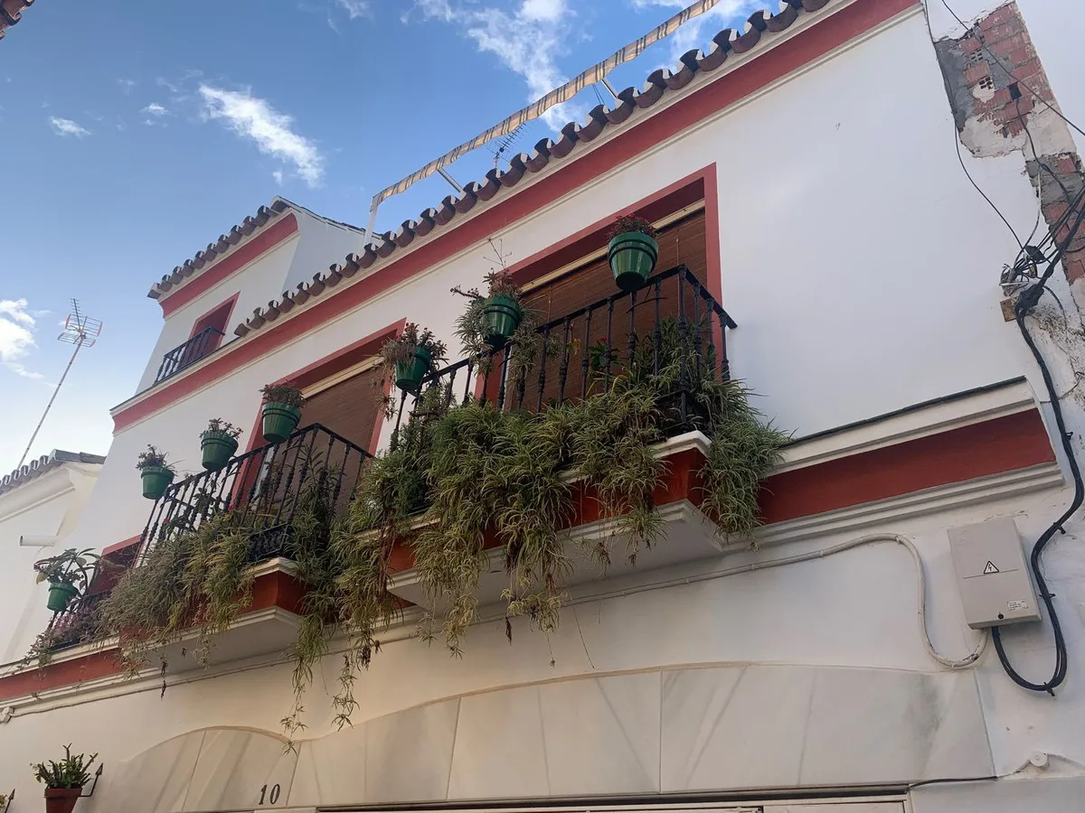 a5dcbf8c-1404-4530-a711-d60e02487157