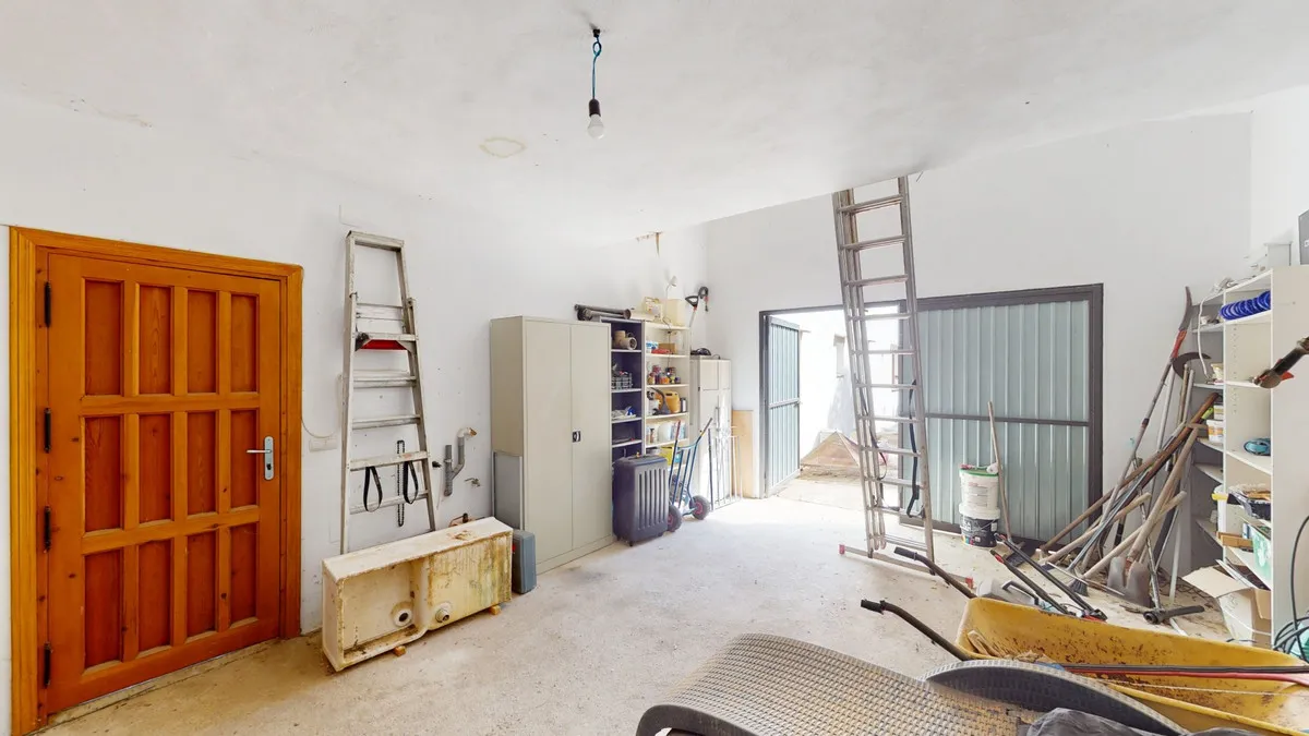 1f7188d6-448d-49e8-aa92-19a37aa95969