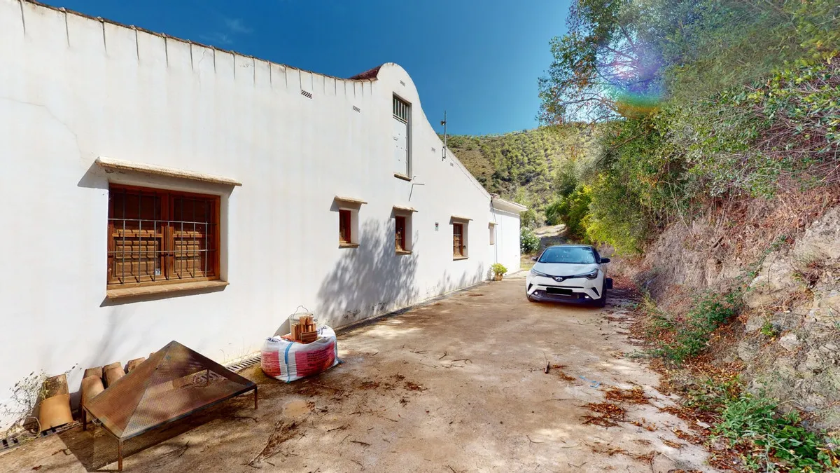 5aaba567-c75f-48ba-9a57-4fca15a067c2